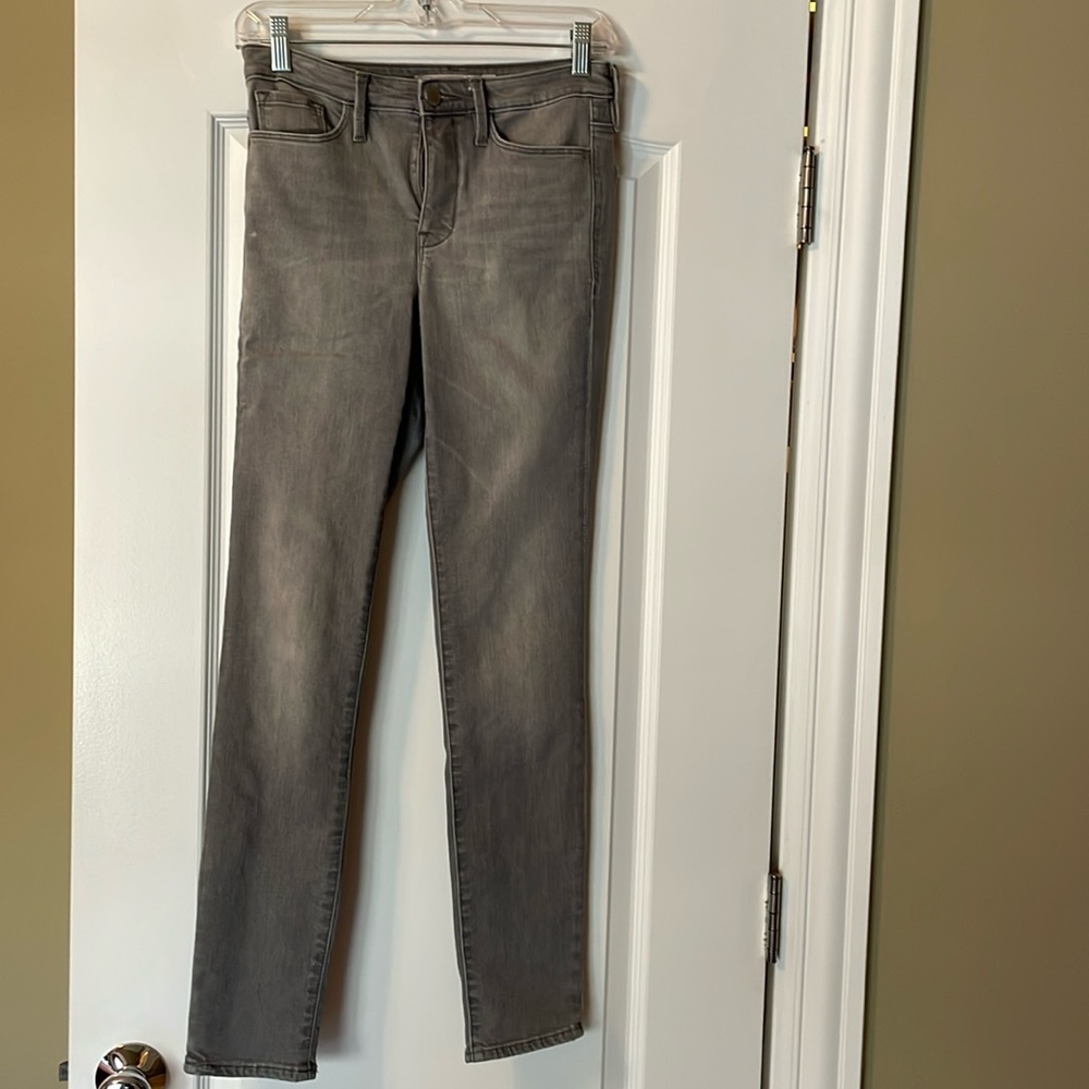 Athleta sculpted Skinny Jeans Grey Wash